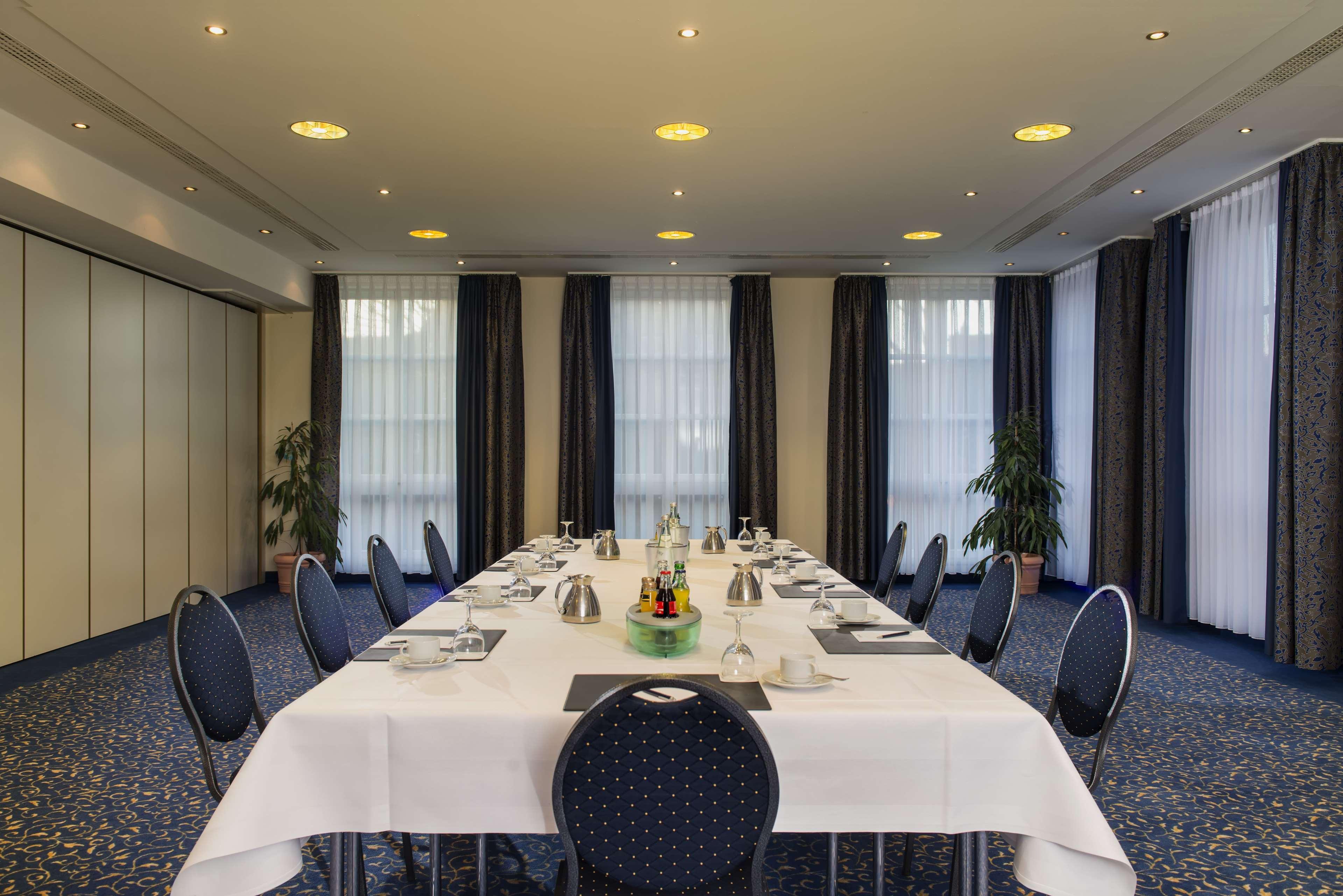 Radisson Blu Hotel Halle-Merseburgo Exterior foto