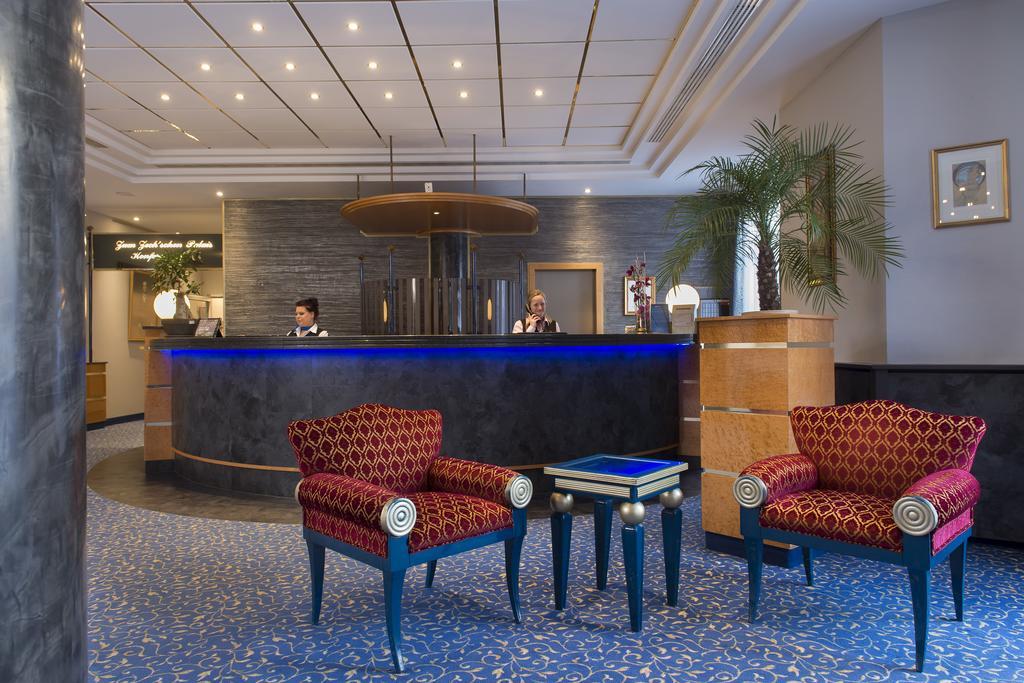 Radisson Blu Hotel Halle-Merseburgo Interior foto