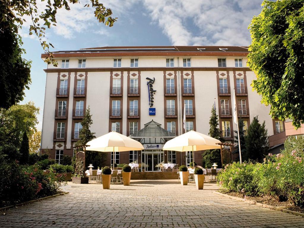 Radisson Blu Hotel Halle-Merseburgo Exterior foto